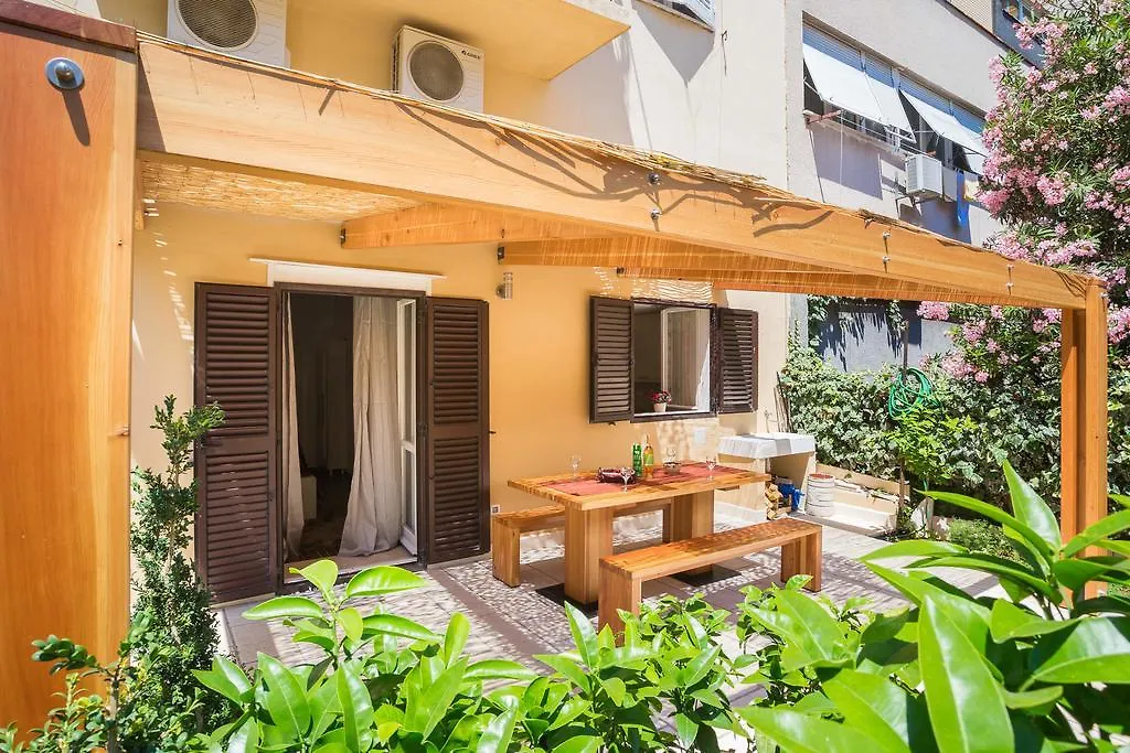 Apartment Dora Split